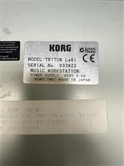 KORG TRITON Le 61 key Synthesizer Keyboard Music Workstation (Read)
